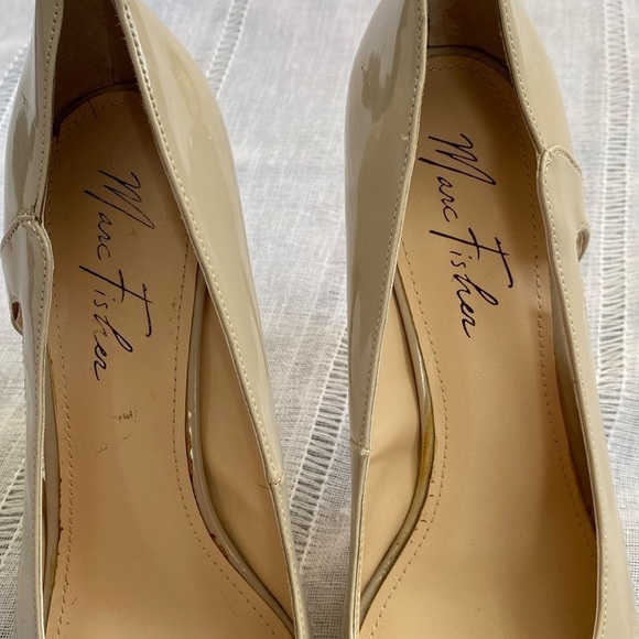 Marc Fisher nude peep toe platform heels. - Picture 9 of 13